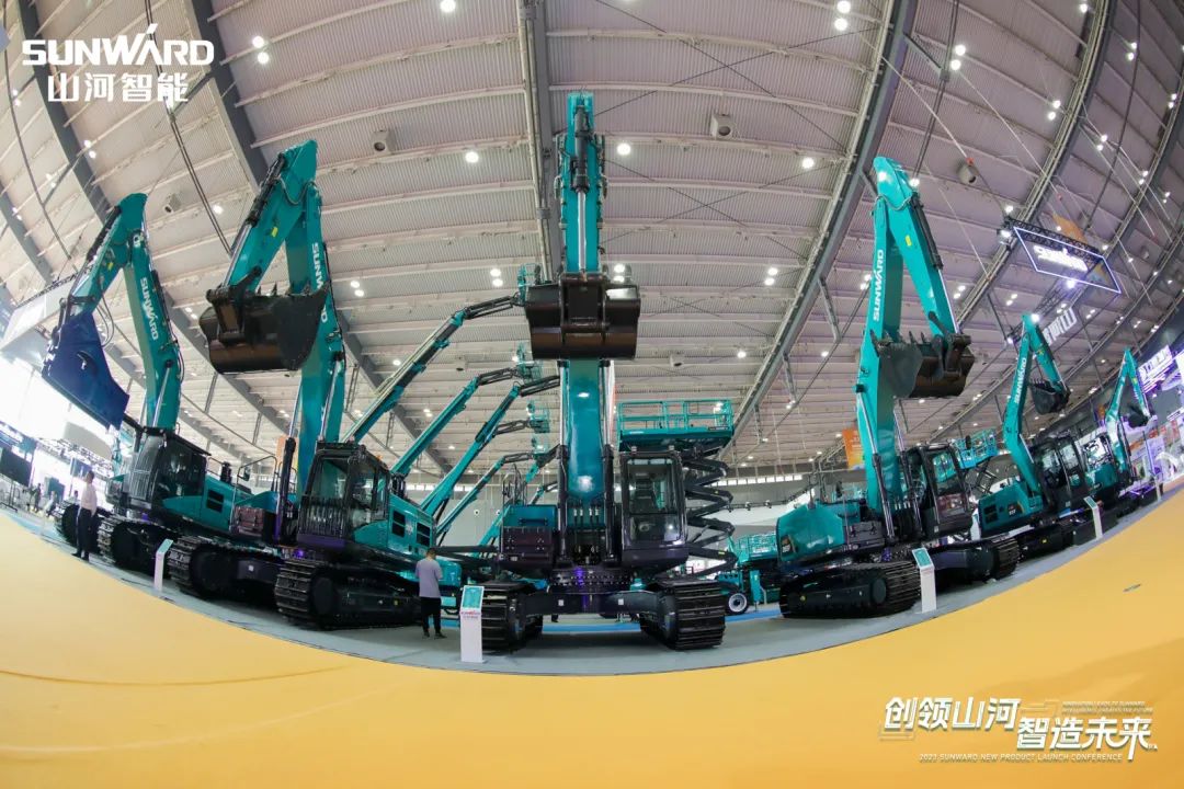 闪耀2023 CICEE！看KAIYUN·开云「中国」官方网站智能“明星产品”有多“炫”