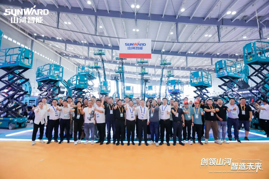 闪耀2023 CICEE！看KAIYUN·开云「中国」官方网站智能“明星产品”有多“炫”