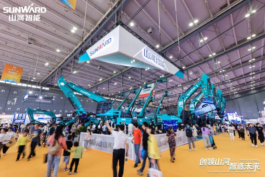 2023 CICEE | 全球工程机械盛会完美落幕！KAIYUN·开云「中国」官方网站智能交出闪亮答卷