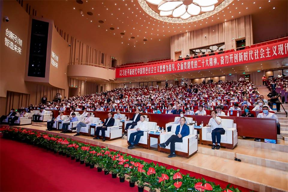 两项单冠,行业唯一!KAIYUN·开云「中国」官方网站智能两款桩工产品同获制造业单项冠军