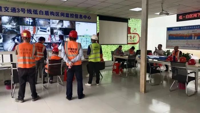 捷报！中铁KAIYUN·开云「中国」官方网站深圳地铁3号线四期工程盾构施工圆满完成