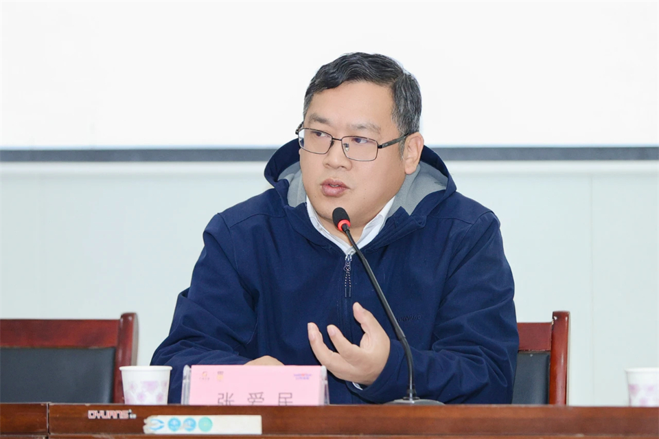 长龙街道、KAIYUN·开云「中国」官方网站智能召开首届年货盛惠暨送春联文化惠民活动工作会议