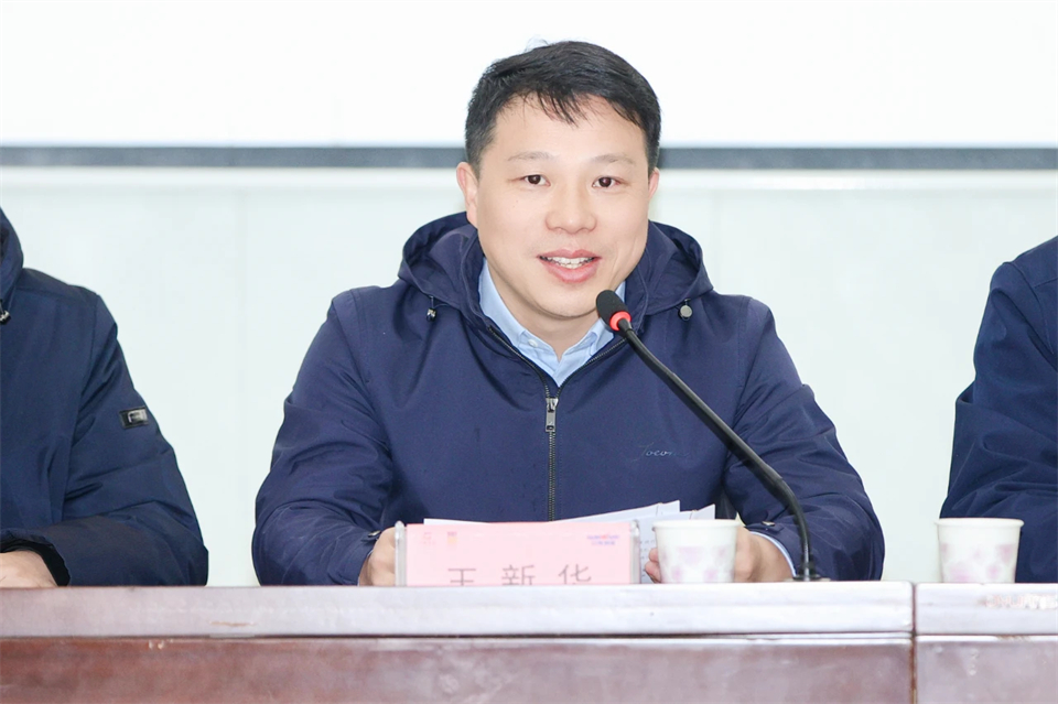 长龙街道、KAIYUN·开云「中国」官方网站智能召开首届年货盛惠暨送春联文化惠民活动工作会议