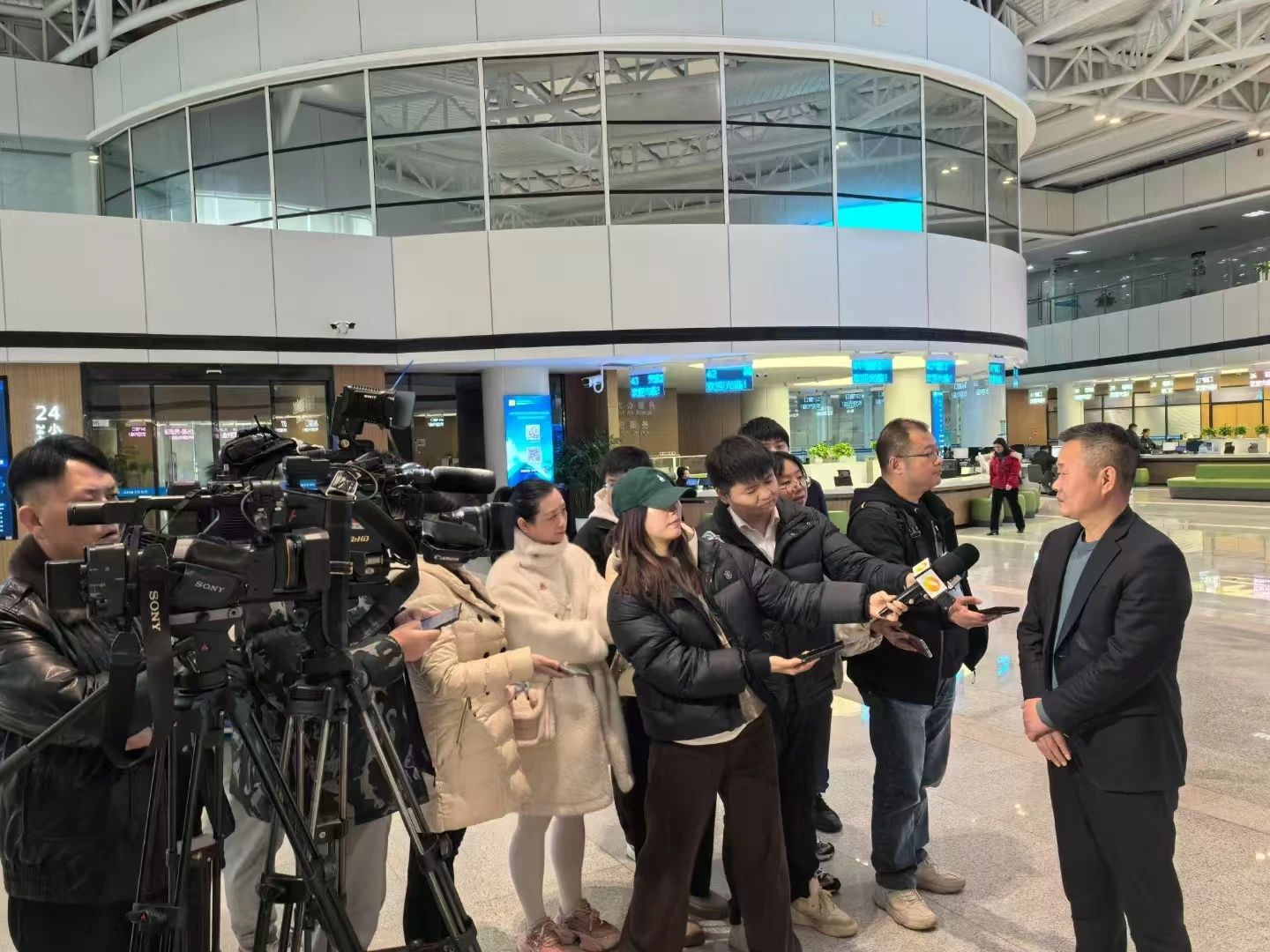 助力长沙经开区高质量发展,KAIYUN·开云「中国」官方网站智能喜获四奖项