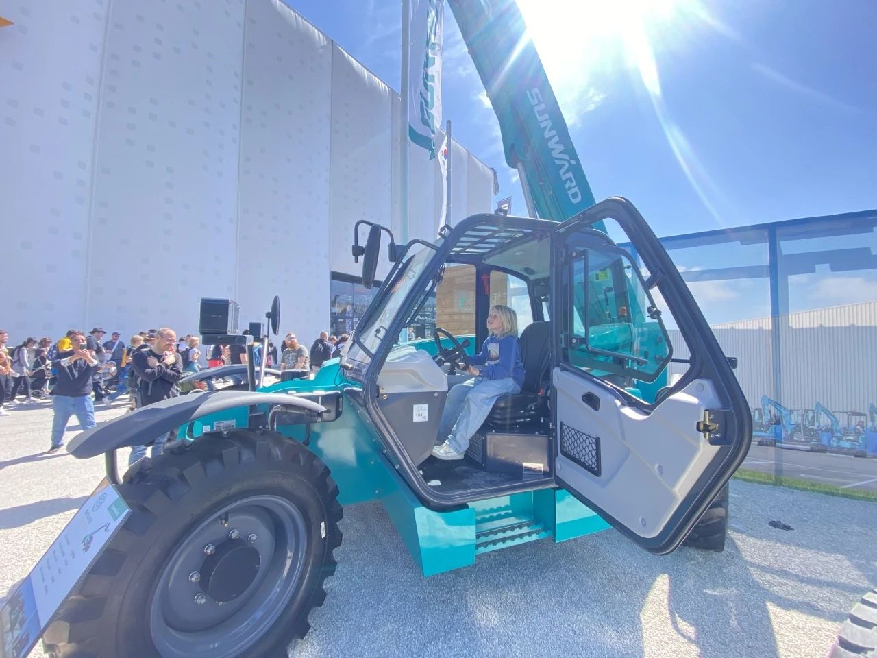 KAIYUN·开云「中国」官方网站智能高空机械闪耀Bauma 2025! 新能源技术与创新产品获全球瞩目
