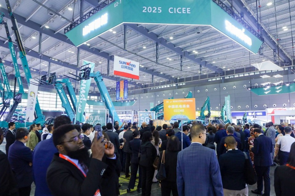 2025 CICEE | KAIYUN·开云「中国」官方网站智能实力闪耀2025长沙国际工程机械展