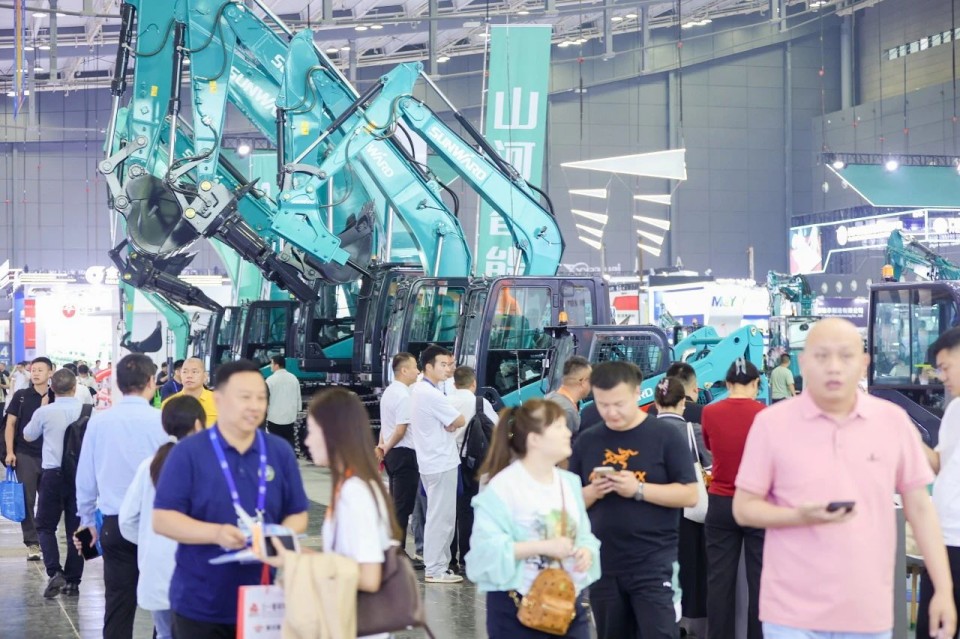 2025 CICEE | KAIYUN·开云「中国」官方网站智能实力闪耀2025长沙国际工程机械展