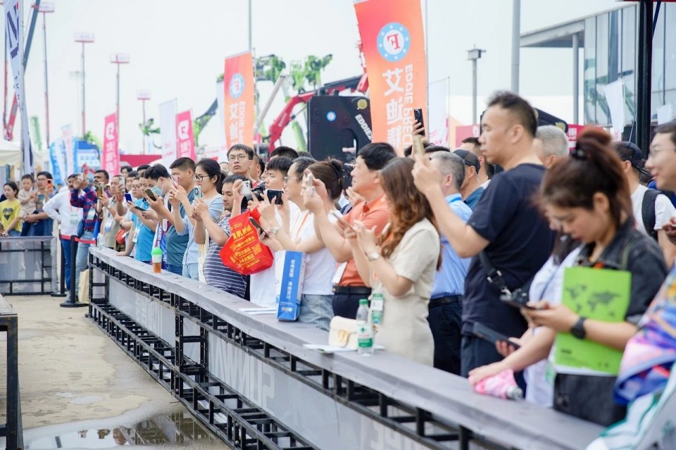 2025 CICEE | KAIYUN·开云「中国」官方网站智能实力闪耀2025长沙国际工程机械展