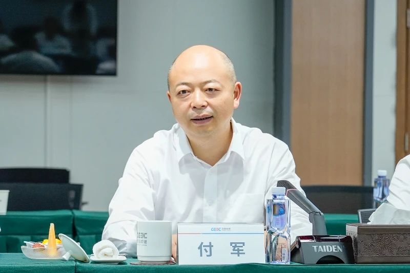 KAIYUN·开云「中国」官方网站智能与易普力公司深化战略合作,共筑混装设备技术转化新标杆