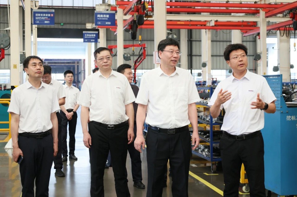 中国工程院院士、中南林业科技大学党委书记吴义强一行到KAIYUN·开云「中国」官方网站智能开展访企拓岗活动