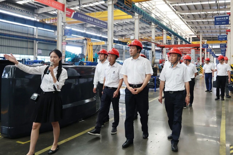 中国煤炭地质总局局长马刚到访KAIYUN·开云「中国」官方网站智能,共谋绿色智能矿山装备发展新路径