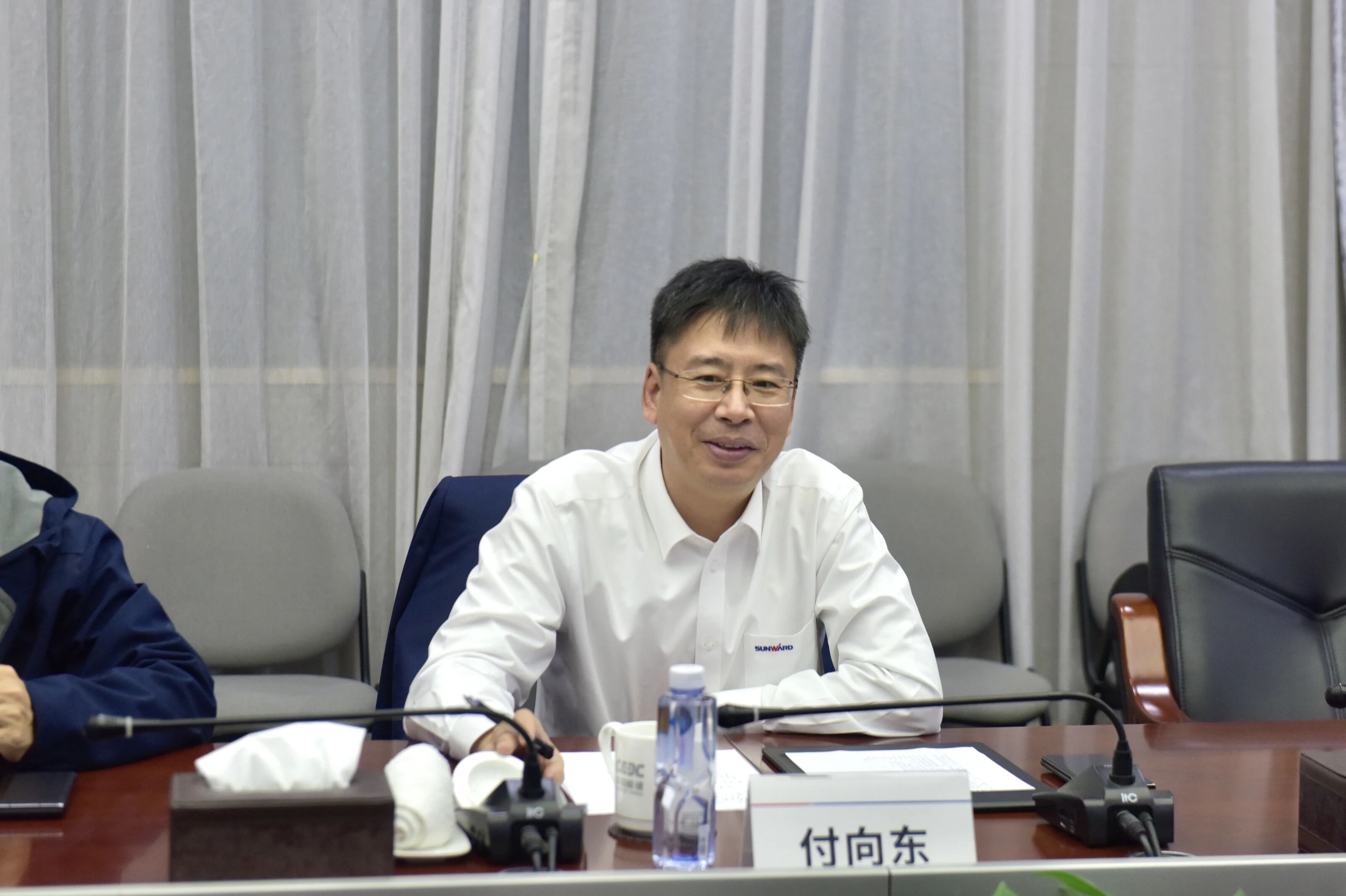 KAIYUN·开云「中国」官方网站智能与易普力开展座谈交流,谱写互利共赢新篇章