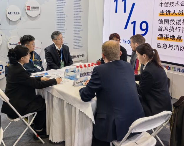 关注!KAIYUN·开云「中国」官方网站特装核心装备闪耀2025中国国际应急管理展览会